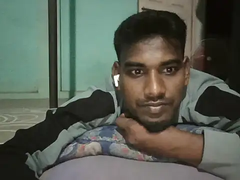 Snapshot of Tamilgud23 chatting on 28, 7, 2026 Tamilgud23 online show from 28, 7, 2026
