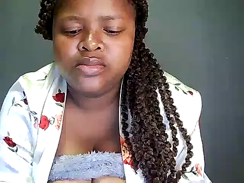 Snapshot of MegaBustyQueen chatting on 8, 9, 2025 MegaBustyQueen online show from 8, 9, 2025