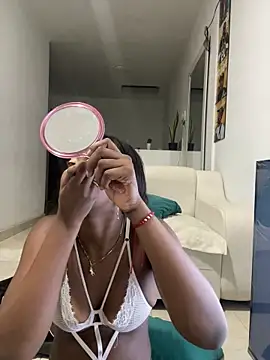 zaracollins01 online show from 31, 10, 2025