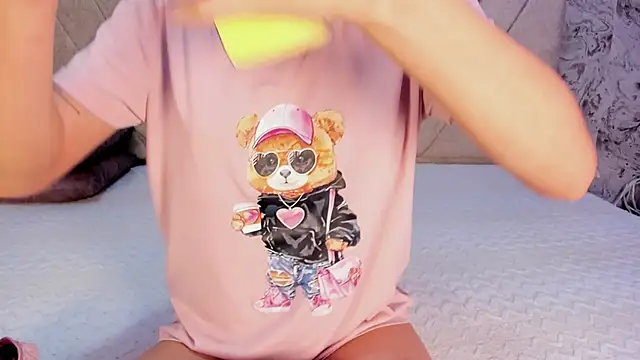 violet 77711 online show from 21, 10, 2025