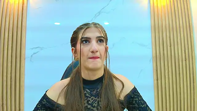 Dafne castro  online show from 27, 7, 2026