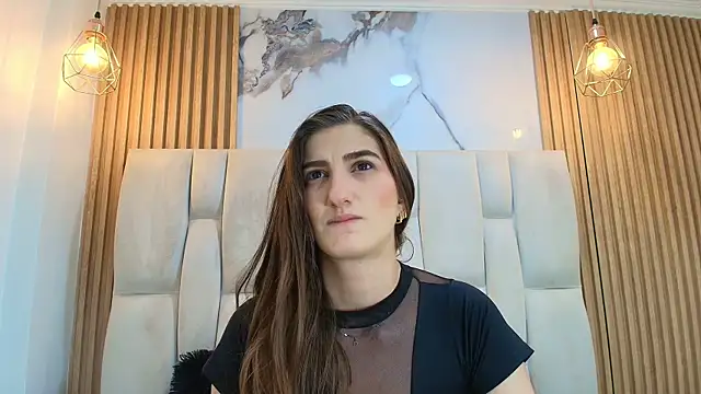 Dafne castro  online show from 6, 8, 2026