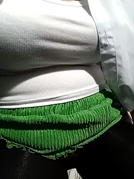 Snapshot of Tasu774 chatting on 5, 3, 2026 Tasu774 online show from 5, 3, 2026