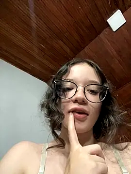 Snapshot of sukubo__ chatting on 2, 12, 2025 sukubo online show from 2, 12, 2025