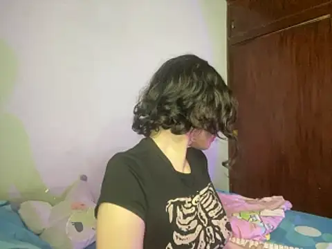 Snapshot of sukubo__ chatting on 4, 12, 2025 sukubo online show from 4, 12, 2025