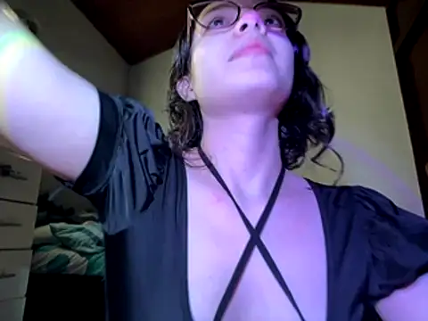 Snapshot of sukubo__ chatting on 5, 12, 2025 sukubo online show from 5, 12, 2025