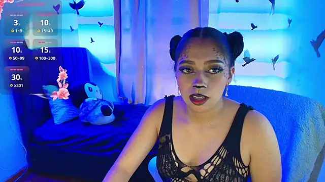 Snapshot of luna-cute chatting on 7, 10, 2025 luna-cute online show from 7, 10, 2025