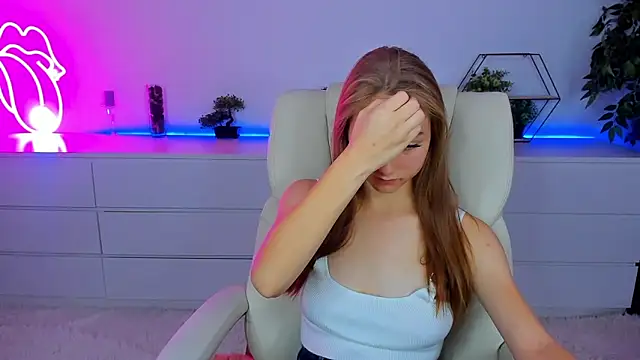 MilaAddams online show from 5, 10, 2025