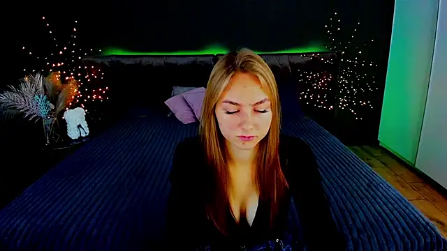 MilaAddams online show from 16, 10, 2025