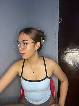 Shy SexyLady online show from 29, 4, 2026