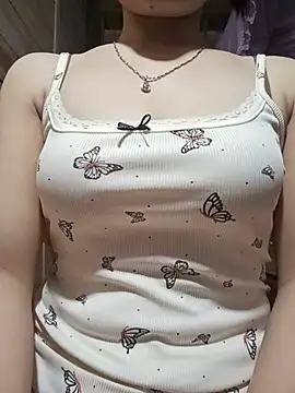LucyyLy online show from 30, 7, 2026