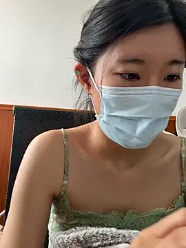 Lulu125216 online show from 17, 6, 2026
