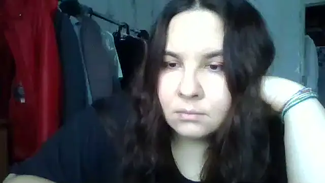 Vaessira online show from 11, 11, 2025