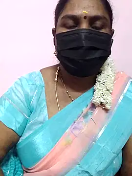 Snapshot of Tamil_Azhaghi25 chatting on 11, 10, 2025 Tamil Azhaghi25 online show from 11, 10, 2025