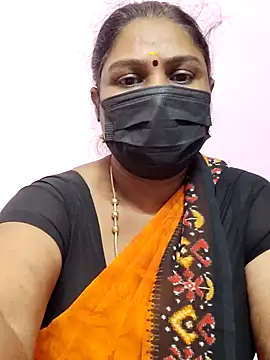 Snapshot of Tamil_Azhaghi25 chatting on 21, 10, 2025 Tamil Azhaghi25 online show from 21, 10, 2025