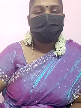 Snapshot of Tamil_Azhaghi25 chatting on 24, 10, 2025 Tamil Azhaghi25 online show from 24, 10, 2025