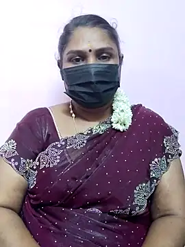 Snapshot of Tamil_Azhaghi25 chatting on 26, 10, 2025 Tamil Azhaghi25 online show from 26, 10, 2025