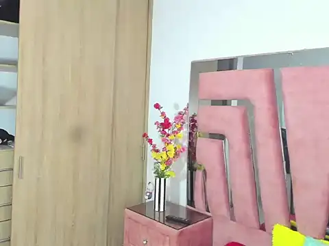 MaraKarly online show from 20, 10, 2025