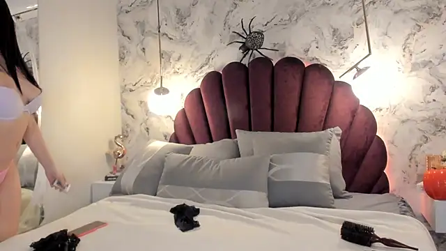 Snapshot of Alicia_vellami chatting on 17, 10, 2025 Alicia vellami online show from 17, 10, 2025