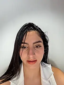 Snapshot of Alicia_vellami chatting on 4, 11, 2025 Alicia vellami online show from 4, 11, 2025