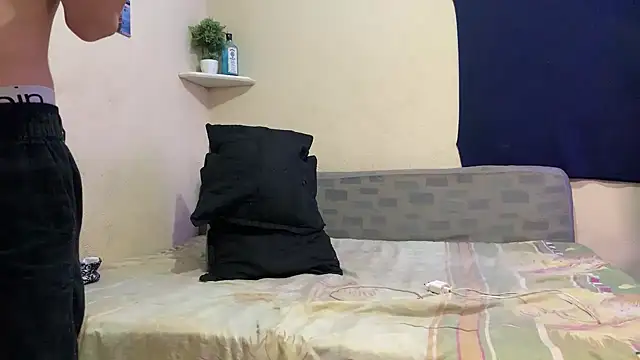 Snapshot of Claracacheadaa chatting on 10, 9, 2025 Claracacheadaa online show from 10, 9, 2025