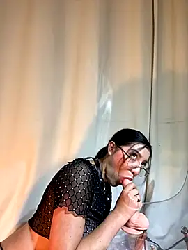 Snapshot of kaylii_purple chatting on 11, 9, 2025 kaylii purple online show from 11, 9, 2025