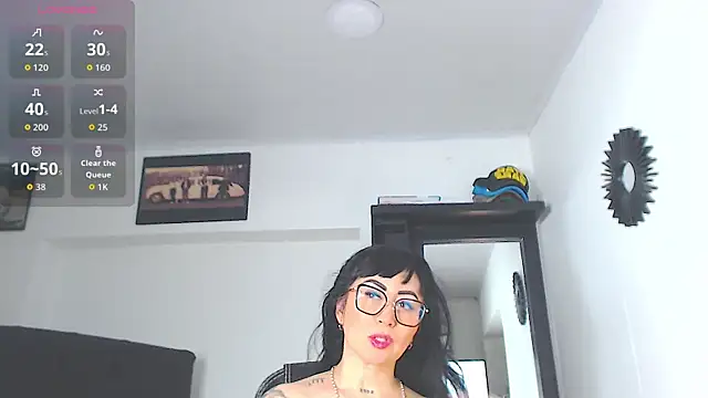 Vicky hotmilf online show from 30, 4, 2026