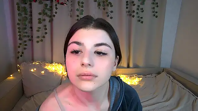 Snapshot of pyro_flerrr chatting on 19, 9, 2025 pyro flerrr online show from 19, 9, 2025