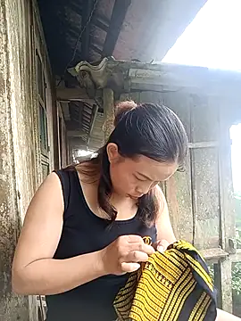 KumChyn online show from 3, 10, 2025