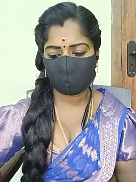 Snapshot of tamilammukuttyy chatting on 25, 6, 2026 tamilammukuttyy online show from 25, 6, 2026