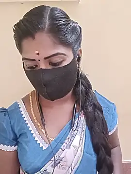 Snapshot of tamilammukuttyy chatting on 3, 7, 2026 tamilammukuttyy online show from 3, 7, 2026