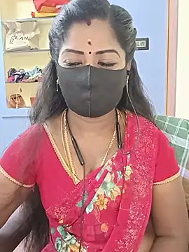 Snapshot of tamilammukuttyy chatting on 5, 7, 2026 tamilammukuttyy online show from 5, 7, 2026