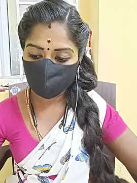 Snapshot of tamilammukuttyy chatting on 6, 7, 2026 tamilammukuttyy online show from 6, 7, 2026