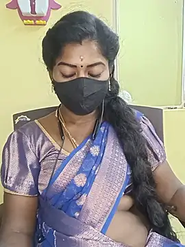Snapshot of tamilammukuttyy chatting on 18, 7, 2026 tamilammukuttyy online show from 18, 7, 2026