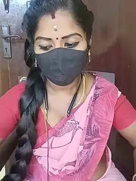 Snapshot of tamilammukuttyy chatting on 18, 7, 2026 tamilammukuttyy online show from 18, 7, 2026