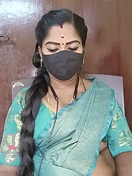 Snapshot of tamilammukuttyy chatting on 23, 7, 2026 tamilammukuttyy online show from 23, 7, 2026