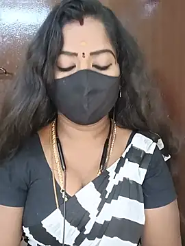 Snapshot of tamilammukuttyy chatting on 26, 7, 2026 tamilammukuttyy online show from 26, 7, 2026
