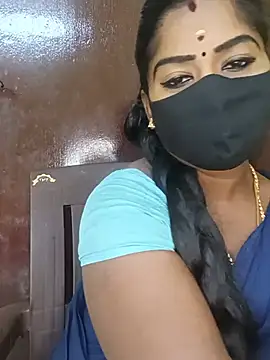 Snapshot of tamilammukuttyy chatting on 29, 7, 2026 tamilammukuttyy online show from 29, 7, 2026