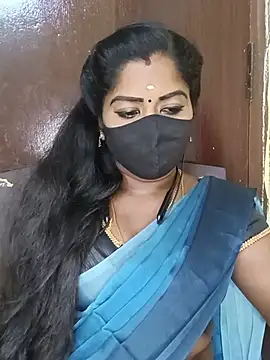 Snapshot of tamilammukuttyy chatting on 2, 8, 2026 tamilammukuttyy online show from 2, 8, 2026