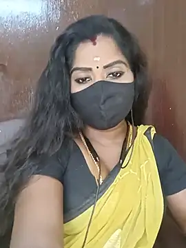Snapshot of tamilammukuttyy chatting on 3, 8, 2026 tamilammukuttyy online show from 3, 8, 2026