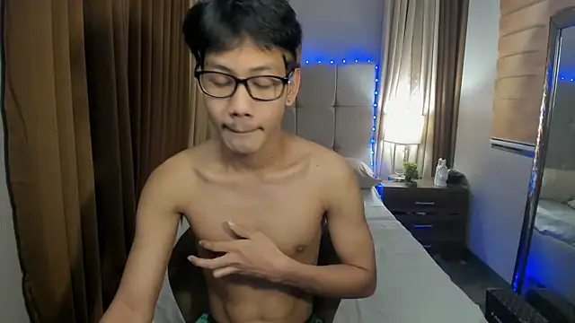 Snapshot of fucking_hot2 chatting on 13, 9, 2025 fucking hot2 online show from 13, 9, 2025