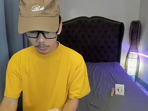 Snapshot of fucking_hot2 chatting on 18, 1, 2026 fucking hot2 online show from 18, 1, 2026