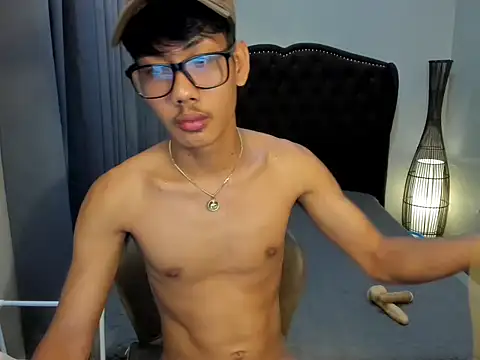 Snapshot of fucking_hot2 chatting on 12, 4, 2026 fucking hot2 online show from 12, 4, 2026