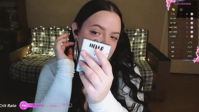 EmillyBones online show from 2, 11, 2025