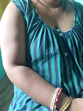 desi boudi87 online show from 2, 5, 2026