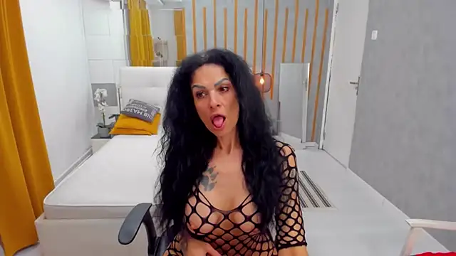 Snapshot of MarbellaRyder chatting on 28, 6, 2026 MarbellaRyder online show from 28, 6, 2026