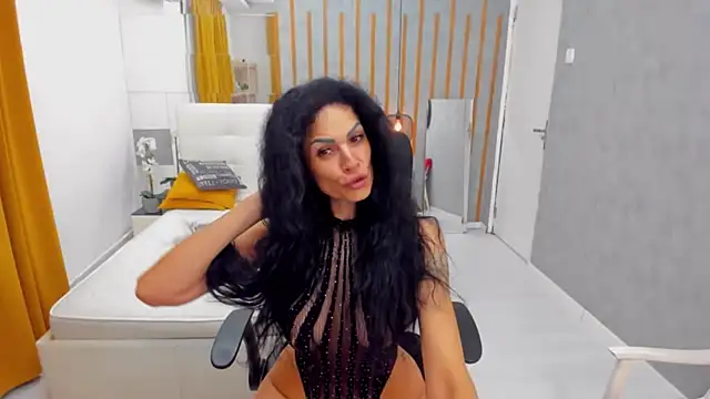 Snapshot of MarbellaRyder chatting on 5, 7, 2026 MarbellaRyder online show from 5, 7, 2026