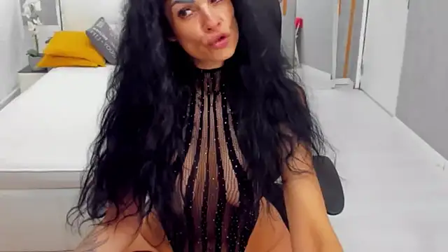 Snapshot of MarbellaRyder chatting on 15, 7, 2026 MarbellaRyder online show from 15, 7, 2026