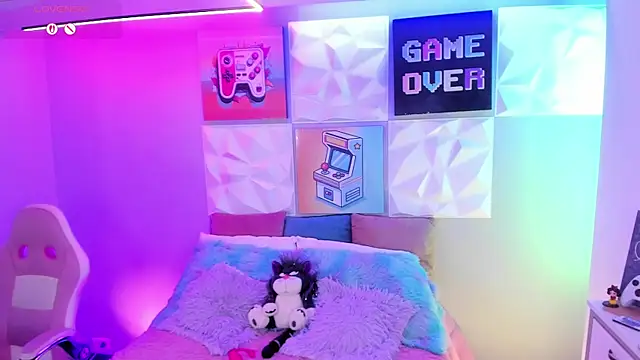 Snapshot of LindaWz_ chatting on 14, 11, 2025 LindaWz online show from 14, 11, 2025