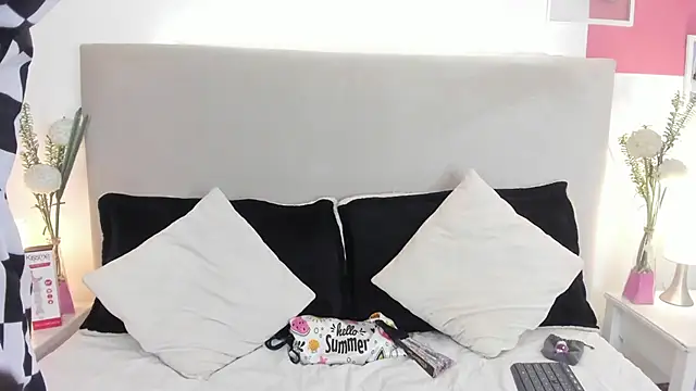 Angel Velvet online show from 3, 5, 2026